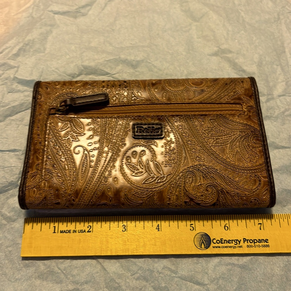 Vegan Leather Relic Trifold with Paisley prints